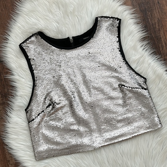 FOREVER 21 | Sequin Crop Top | Size M - Picture 2 of 9